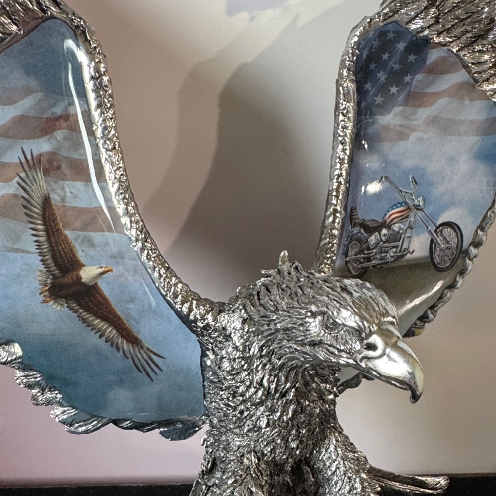 🔥Bradford Exchange Eagle Figurine #A3992 "Live to Ride" Ride Hard Live - Picture 4 of 15